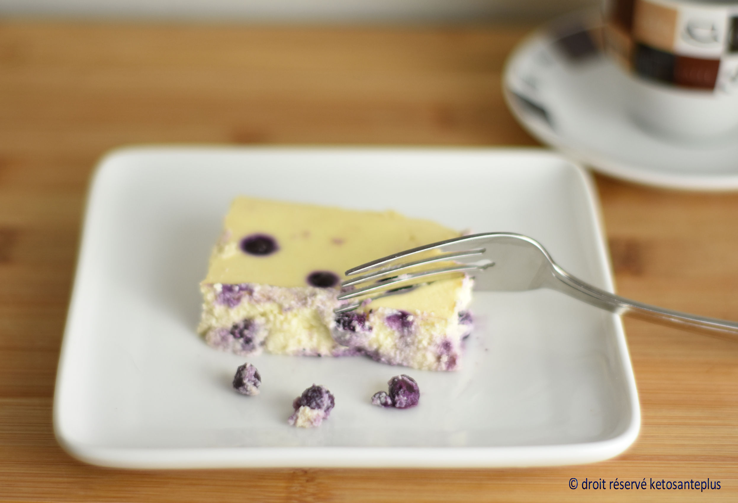Carrés déjeuner keto aux bleuets