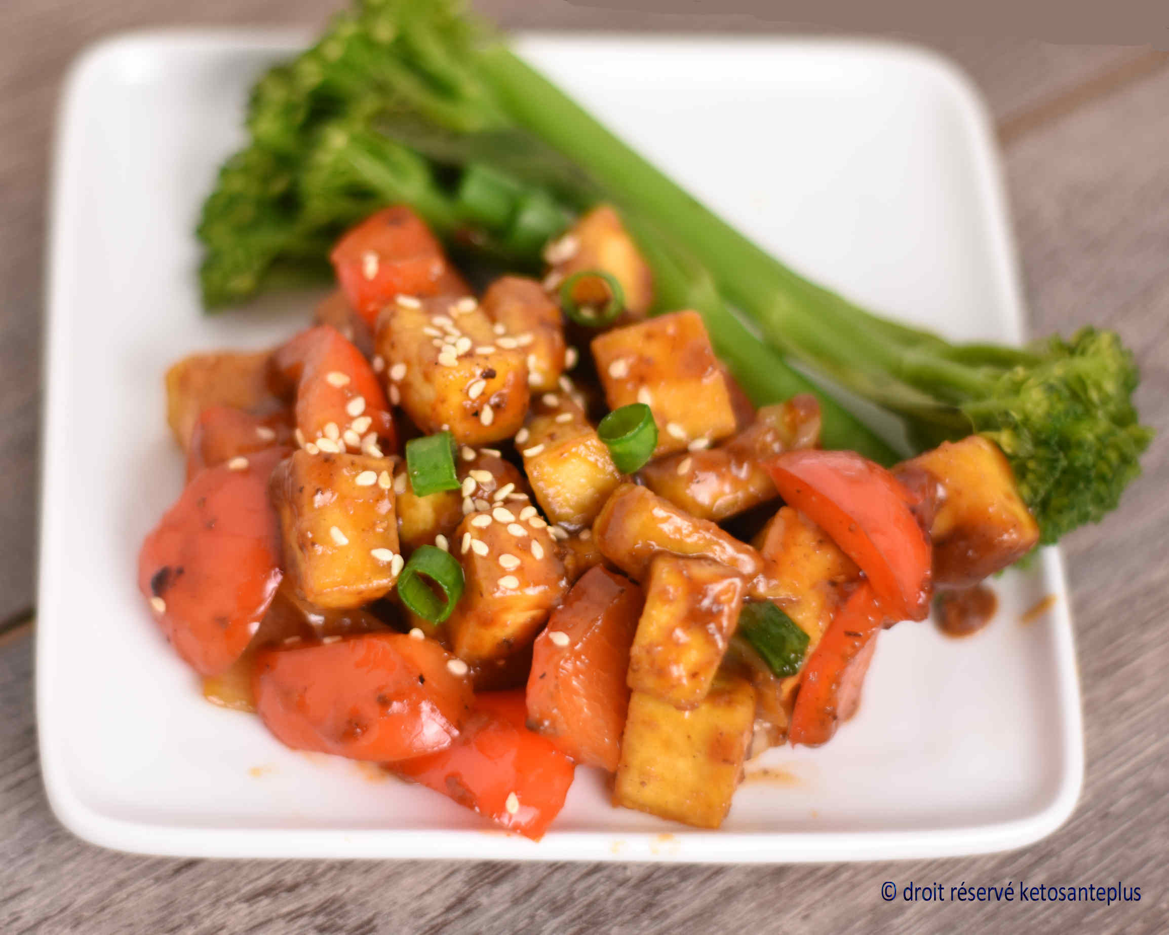 Tofu général Tao keto